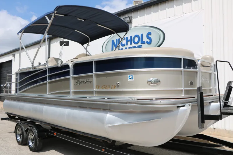 Slide: The Image of Berkshire 230E 2014 - 2