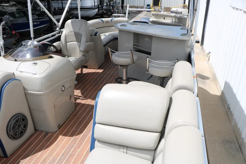 Slide: The Image of Berkshire 230E 2014 - 21