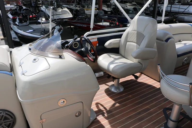 Slide: The Image of Berkshire 230E 2014 - 39