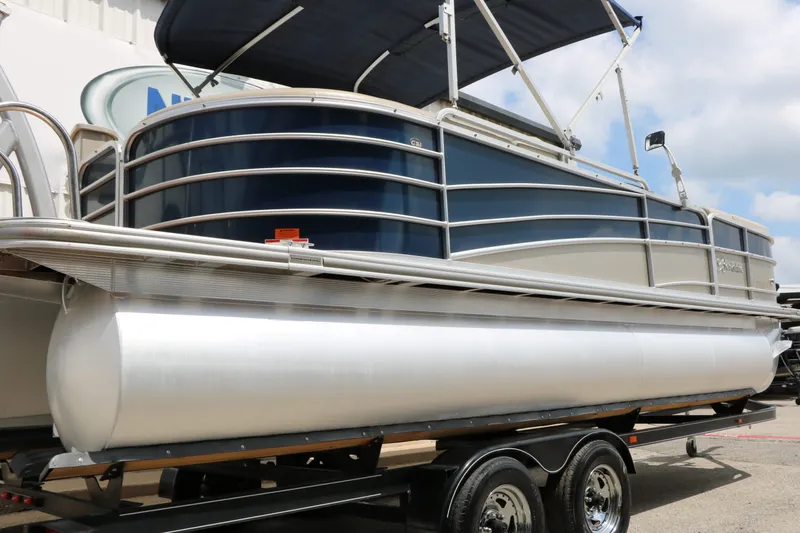 Slide: The Image of Berkshire 230E 2014 - 5