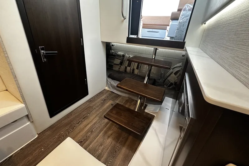 Slide: The Image of Cruisers Yachts 34 GLS South Beach Outboard 2025 - 50