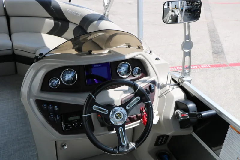 Slide: The Image of Trifecta 24 RF Le 2020 - 29