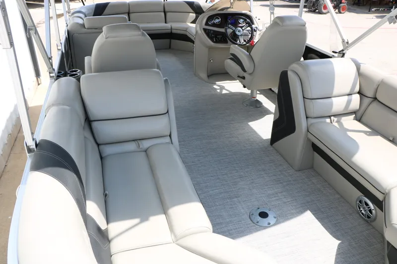 Slide: The Image of Trifecta 24 RF Le 2020 - 32