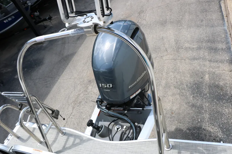 Slide: The Image of Trifecta 24 RF Le 2020 - 34