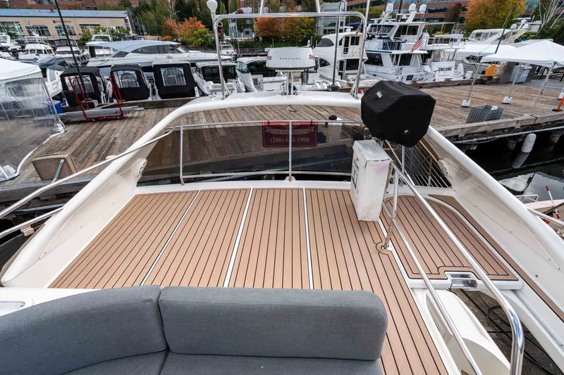Slide: The Image of Viking 56 Sport Cruiser 1997 - 16