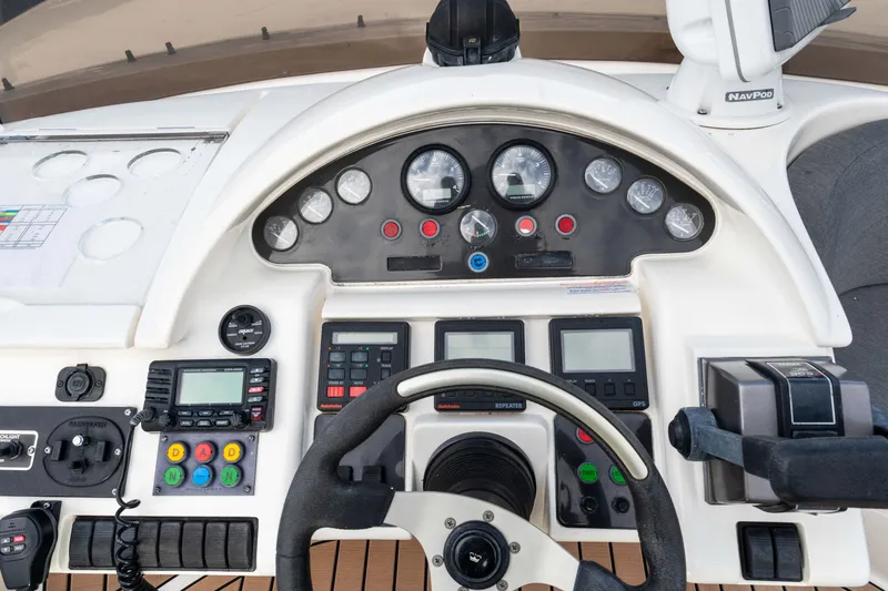 Slide: The Image of Viking 56 Sport Cruiser 1997 - 13