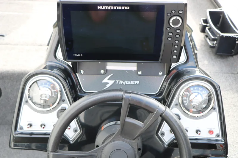 Slide: The Image of Lowe 175C Stinger 2020 - 30