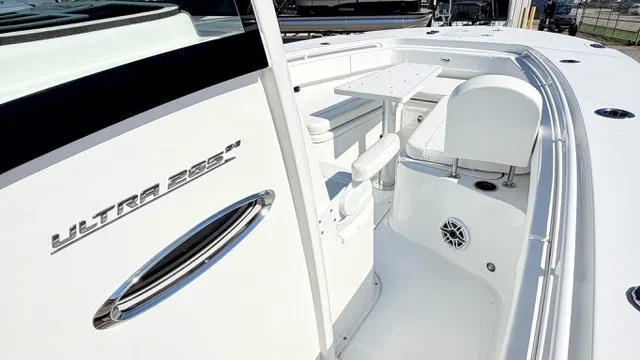 Slide: The Image of Sea Hunt Ultra 285 SE 2027 - 23