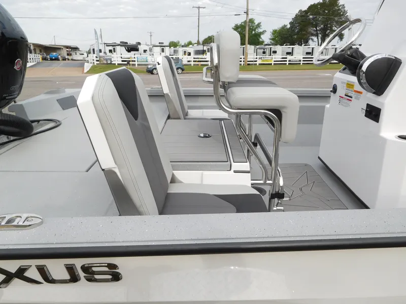 Slide: The Image of Vexus DEFENDER 201 2026 - 12