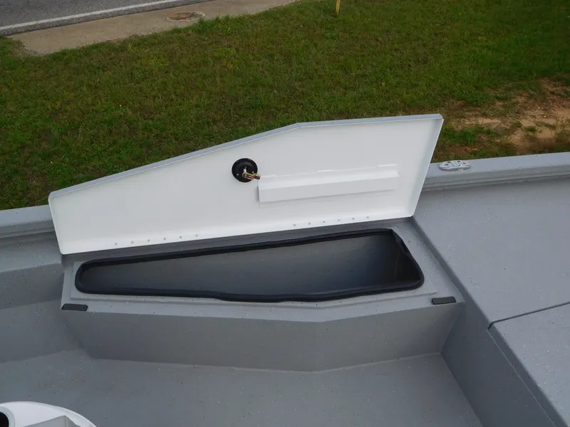 Slide: The Image of Vexus DEFENDER 201 2026 - 17