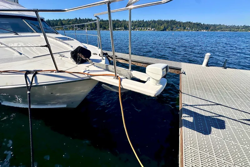 Slide: The Image of Bayliner 4388 Motoryacht 1994 - 3
