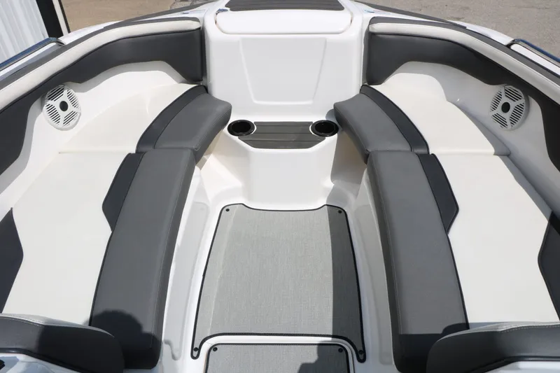 Slide: The Image of Yamaha AR210 2021 - 20