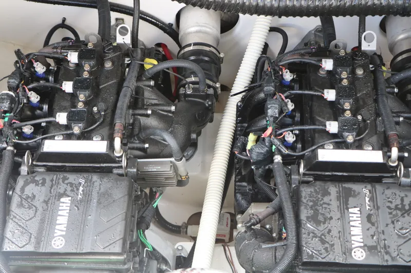 Slide: The Image of Yamaha AR210 2021 - 33