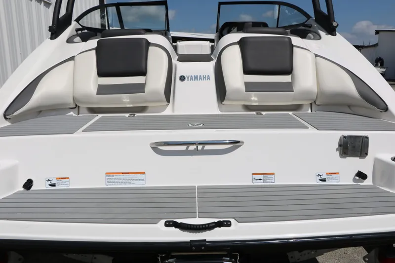 Slide: The Image of Yamaha AR210 2021 - 6