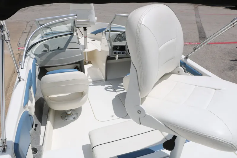 Slide: The Image of Bayliner 184 Fish &amp; Ski 2012 - 16