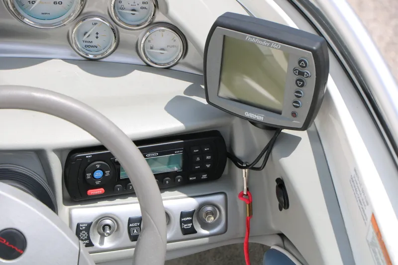 Slide: The Image of Bayliner 184 Fish &amp; Ski 2012 - 18