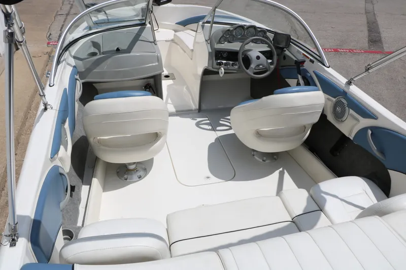 Slide: The Image of Bayliner 184 Fish &amp; Ski 2012 - 39