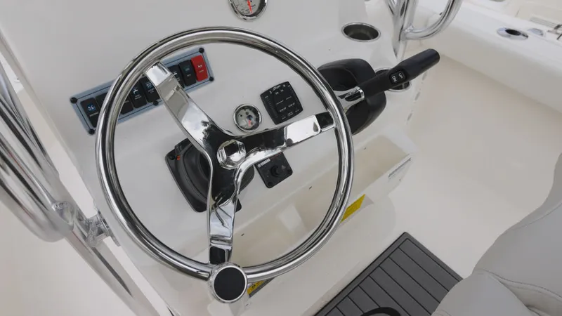 Slide: The Image of Key West Boats 203 FS 2025 - 13