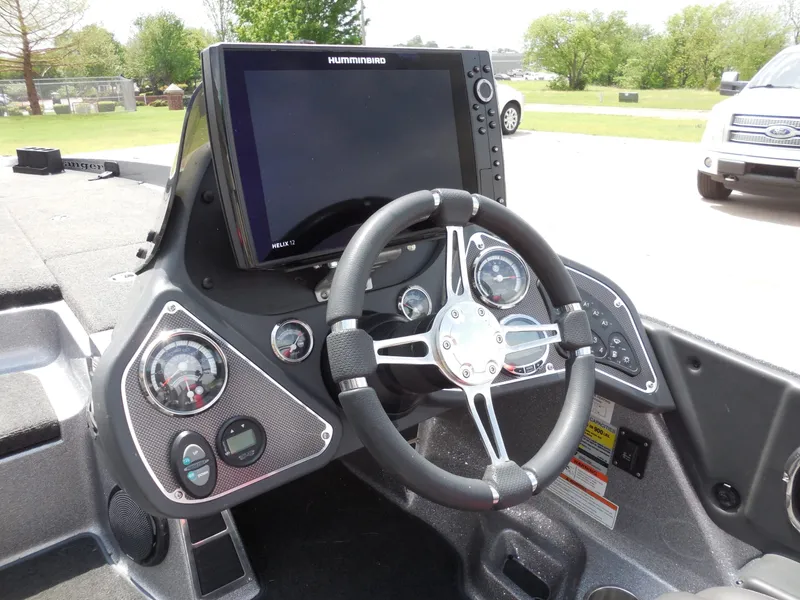 Slide: The Image of Ranger Z522 2012 - 19