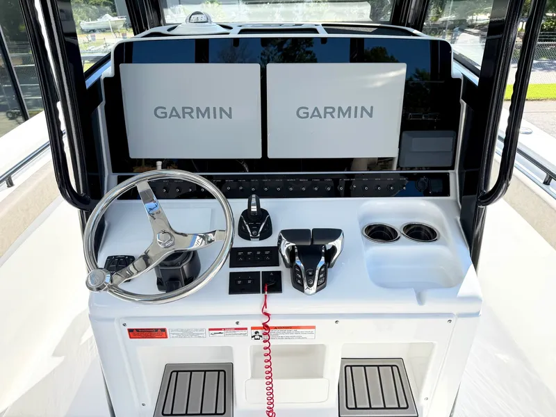 Slide: The Image of Sea Hunt Gamefish 30 CB 2026 - 16