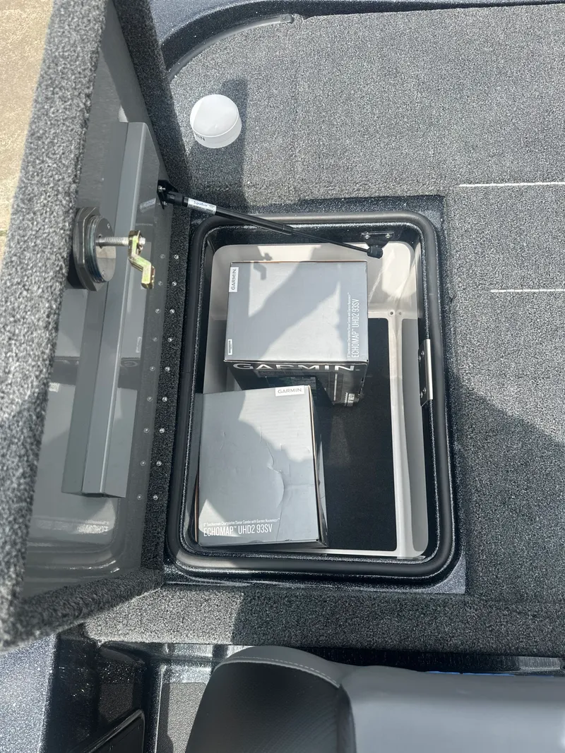 Slide: The Image of Caymas CX 201 PRO 2027 - 20