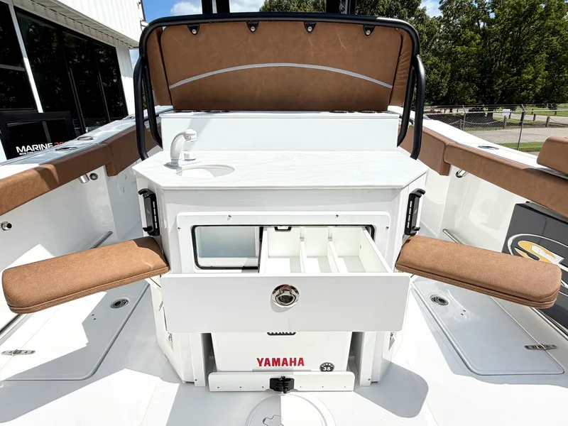 Slide: The Image of Sea Hunt Ultra 275 SE 2027 - 10