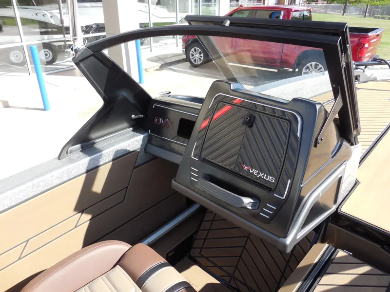 Slide: The Image of Vexus DVX 22 S 2026 - 15