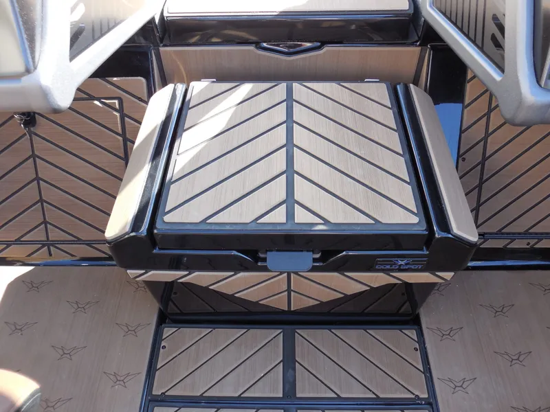 Slide: The Image of Vexus DVX 22 S 2026 - 20