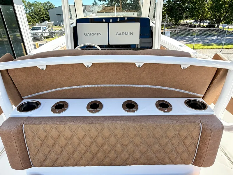 Slide: The Image of Sea Hunt Gamefish 30 FS 2025 - 21
