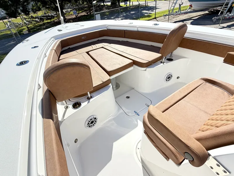 Slide: The Image of Sea Hunt Gamefish 30 FS 2025 - 27