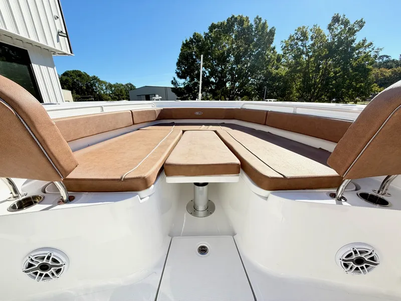 Slide: The Image of Sea Hunt Gamefish 30 FS 2025 - 29