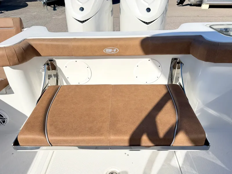 Slide: The Image of Sea Hunt Gamefish 30 FS 2025 - 13