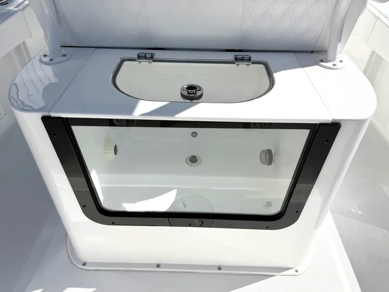 Slide: The Image of Sea Hunt BX 28 2027 - 5