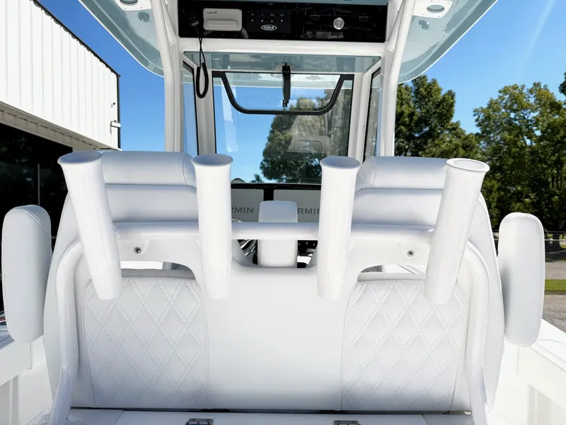 Slide: The Image of Sea Hunt BX 28 2027 - 6