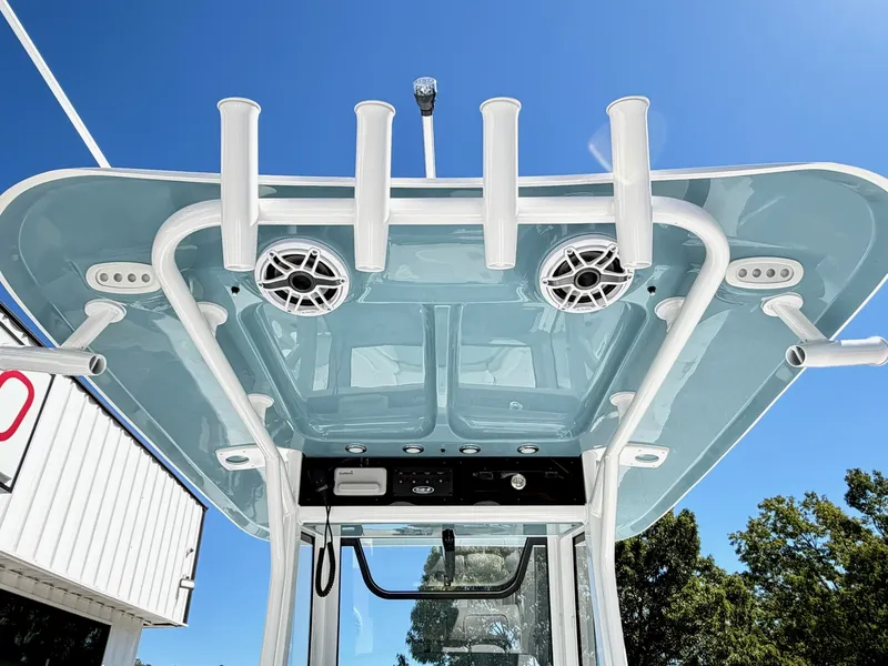 Slide: The Image of Sea Hunt BX 28 2027 - 7