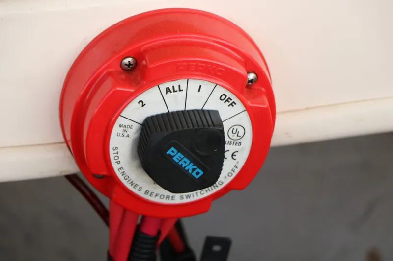 Slide: The Image of Rinker Captiva 212 2004 - 41