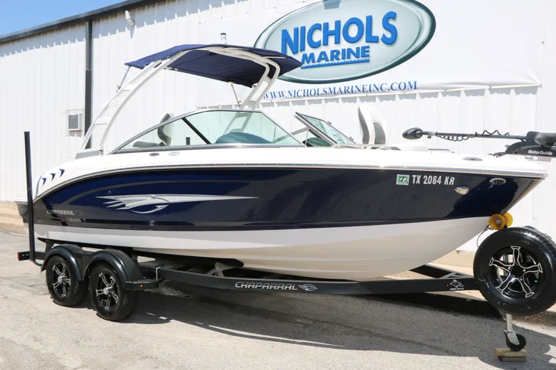 The Image of Chaparral 21 SSI Ski Fish 2023 - 0