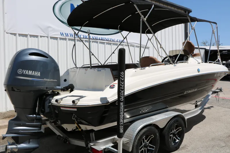 Slide: The Image of Stingray Boat Company 192 SC 2020 - 3