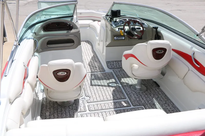 Slide: The Image of Crownline Boats 220 LS 2007 - 19