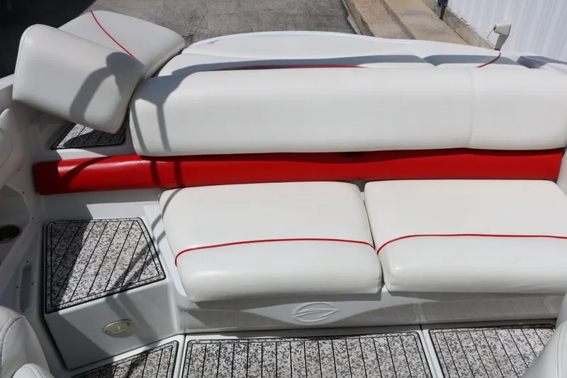 Slide: The Image of Crownline Boats 220 LS 2007 - 36