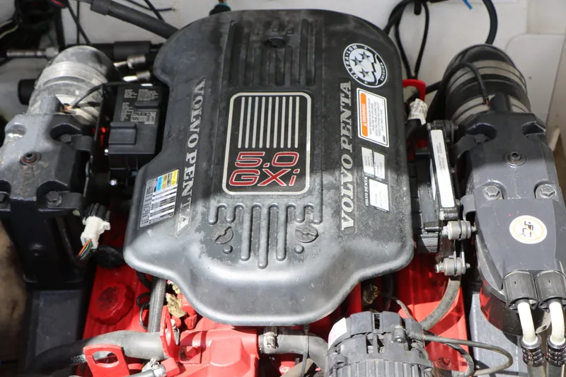 Slide: The Image of Crownline Boats 220 LS 2007 - 39