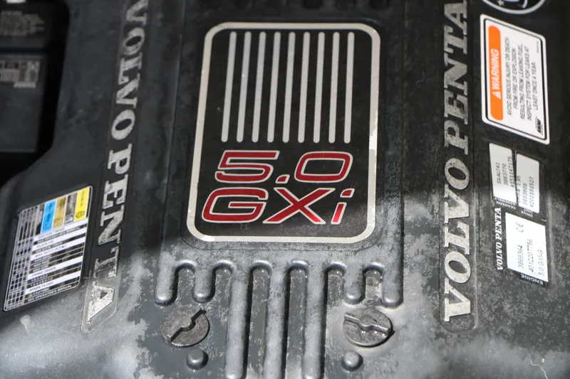 Slide: The Image of Crownline Boats 220 LS 2007 - 40