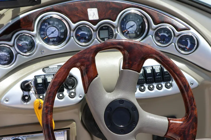 Slide: The Image of Crownline Boats 220 LS 2007 - 44