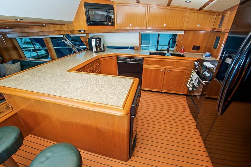 Slide: The Image of Knight & Carver Long Range Yachtfisher 1999 - 29