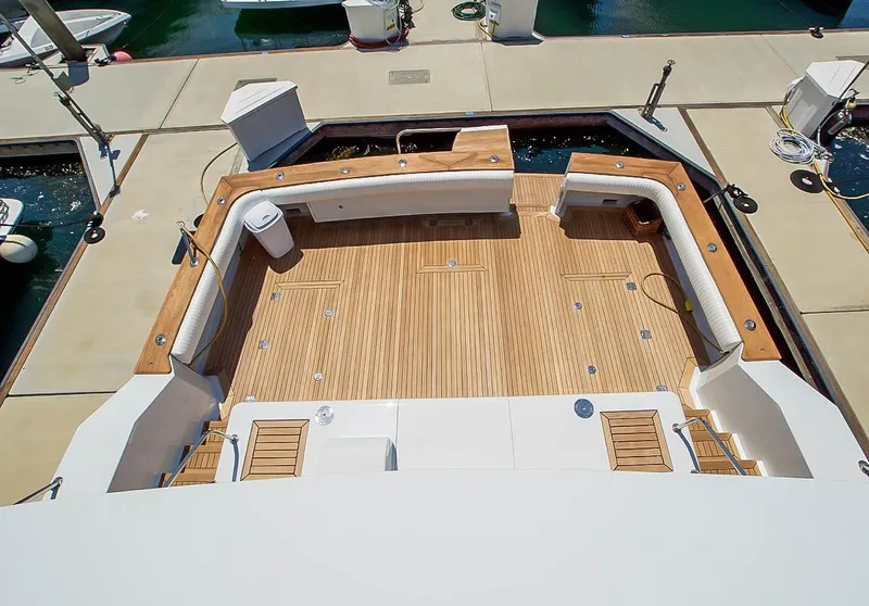 Slide: The Image of Knight & Carver Long Range Yachtfisher 1999 - 8