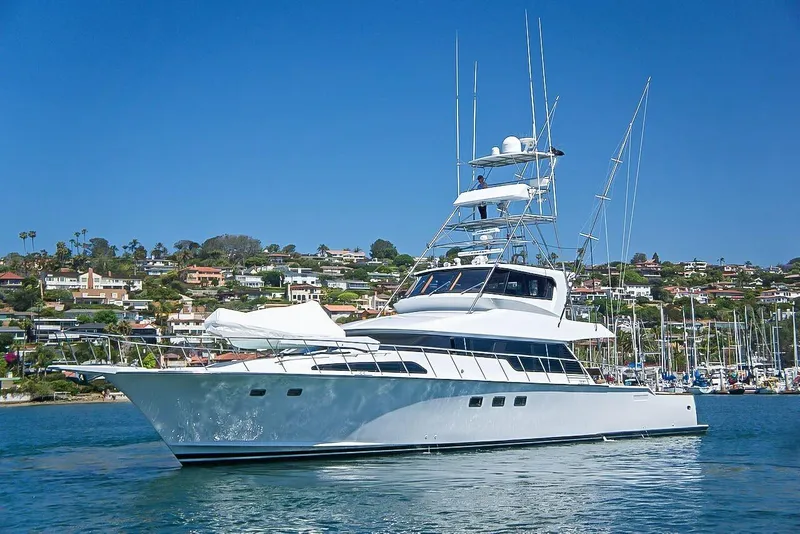 The Image of Knight & Carver Long Range Yachtfisher 1999 - 0