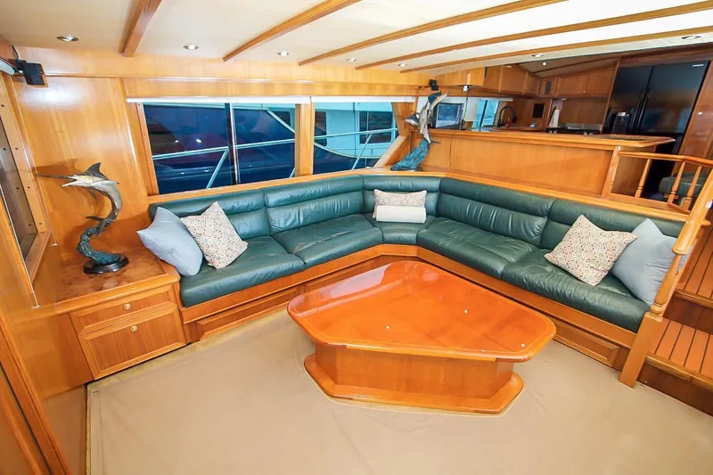 Slide: The Image of Knight & Carver Long Range Yachtfisher 1999 - 21