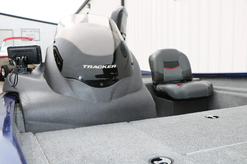 Slide: The Image of Tracker Pro 175 Team TF 2022 - 15