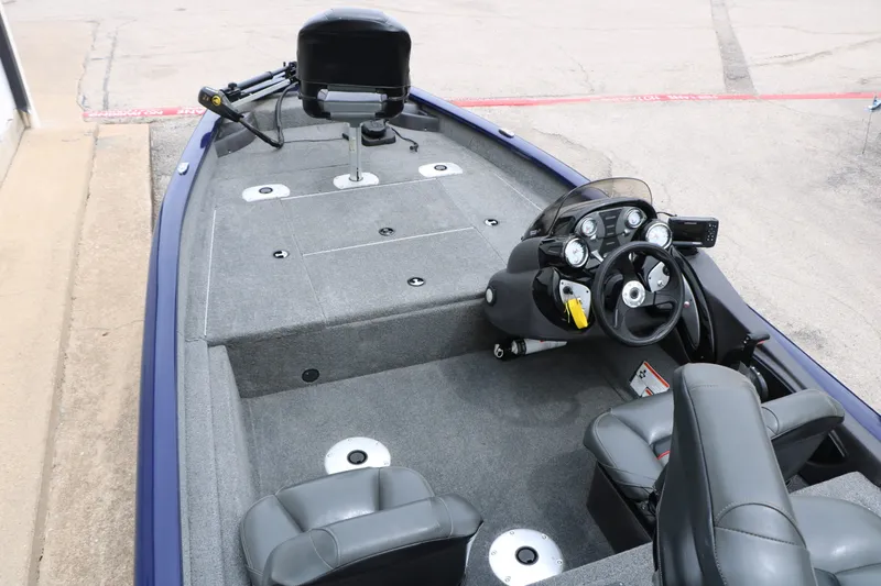 Slide: The Image of Tracker Pro 175 Team TF 2022 - 16