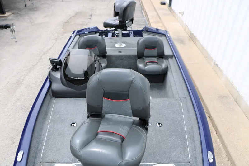 Slide: The Image of Tracker Pro 175 Team TF 2022 - 19